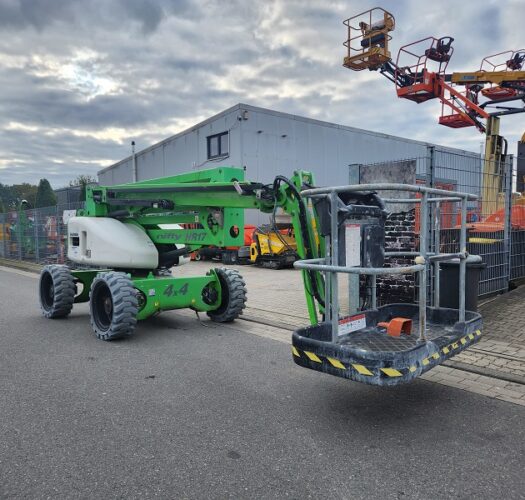 Niftylift HR17 Hybrid 4x4 Arbeitsbühne Gelenk/ Teleskopbühne