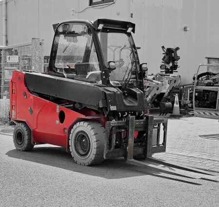 TC-TS4E Elektro-Teleskopstapler Teletruk Kompaktstapler